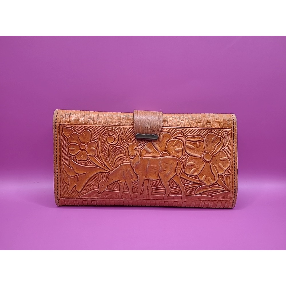 Vintage Tooled Leather Women's‎ Wallet Nature Scene Deer